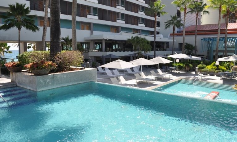 La Concha Renaissance San Juan Resort