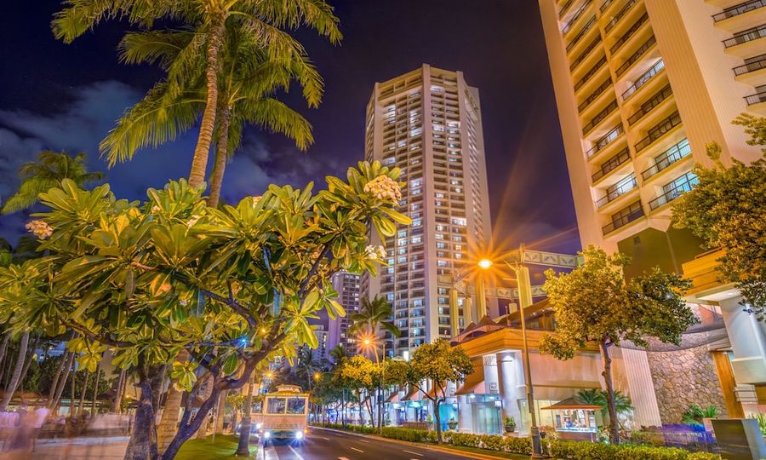 Hyatt Regency Waikiki Beach Resort & Spa