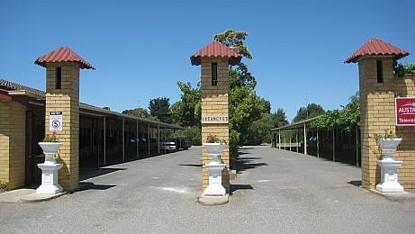 Angaston Vineyards Motel Compare Deals - 