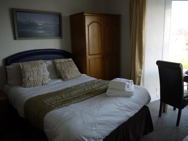 Duporth Guest House Penzance Compare Deals - 