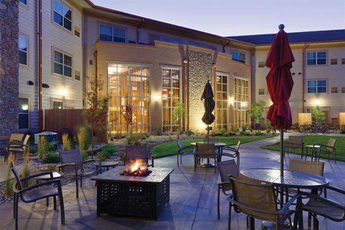 ClubHouse Hotel and Suites