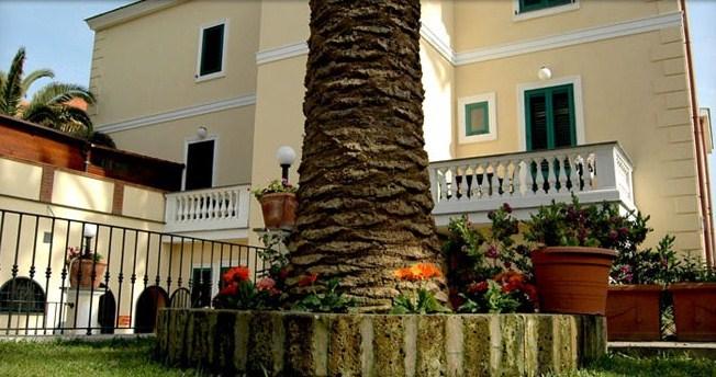 Villino Gregoraci Hotel Santa Marinella