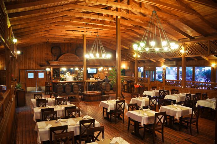 The Crescent Beach Hotel Baku Compare Deals About The Crescent Beach Hotel