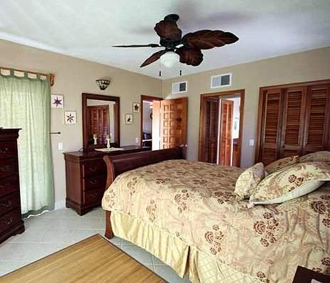 Pelican Reef Villas Resort