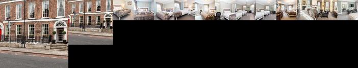 Stauntons on the Green