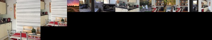 Cosy Studio with Garden View