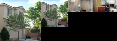 Vacation Rental with Pool close to Downtown Las Vegas